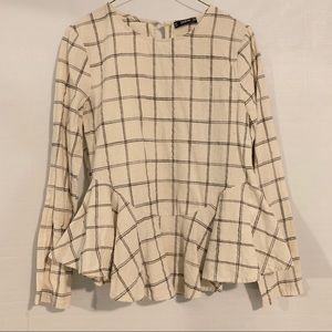 🎉HP🎉 Peplum Top